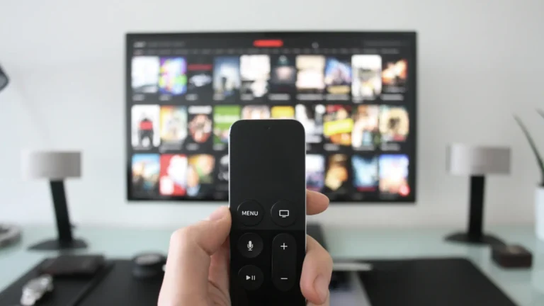 IPTV Canada 2025: The Best Services, Deals & How to Choose Smart 1 tv watch channels canada - image for our blog article about IPTV Canada 2025